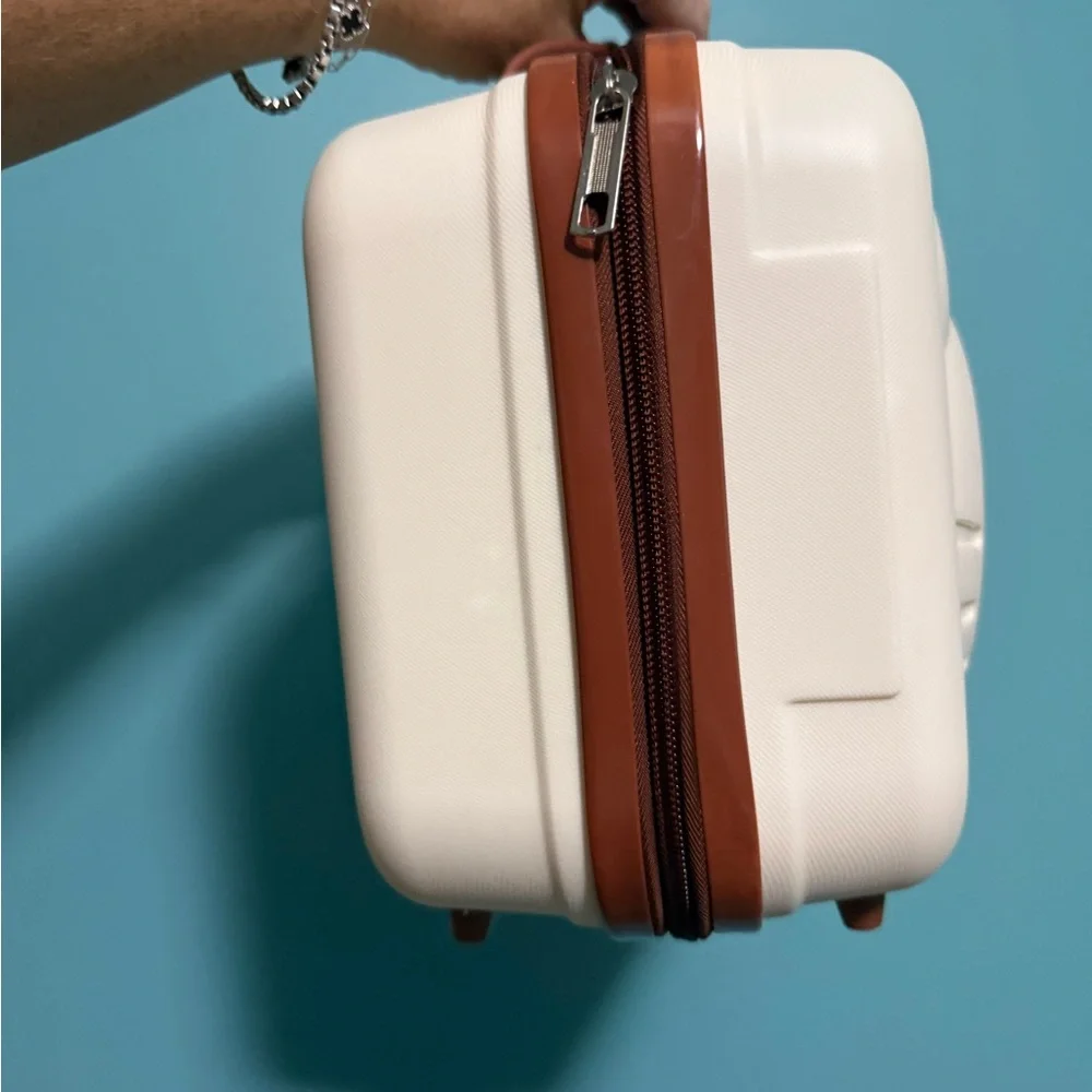 ✨ Hello Kitty White Hard Shell Train Case / Cosmetic Travel Bag – Rare ✨ - Picture 4 of 7